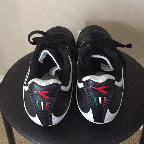 Diadora Soccer/Football/ Rugby Field Cleats - Picture 5 of 5